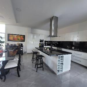 Casa de 4 alcobas en venta en El Totumo, Ibagué, 350 m² · foto 9 de 20