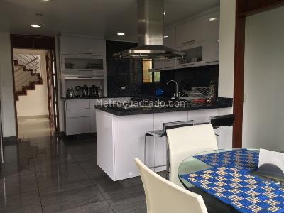 Casa de 4 alcobas en venta en Hacienda San Simon, Bogotá, 324 m² · foto 10 de 20
