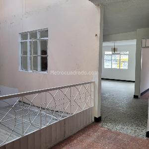 Casa de 5 alcobas en venta en El Carmen, Ibagué, 253 m² · foto 9 de 20