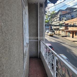 Casa de 5 alcobas en venta en El Carmen, Ibagué, 253 m² · foto 17 de 20