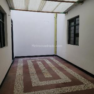 Casa de 5 alcobas en venta en El Carmen, Ibagué, 253 m² · foto 19 de 20