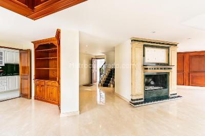 Apartamento de 2 alcobas en venta en Chico Reservado, Bogotá, 162 m² · foto 4 de 20