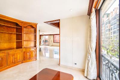 Apartamento de 2 alcobas en venta en Chico Reservado, Bogotá, 162 m² · foto 9 de 20