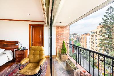 Apartamento de 3 alcobas en venta en Los Rosales, Bogotá, 280 m² · foto 7 de 20