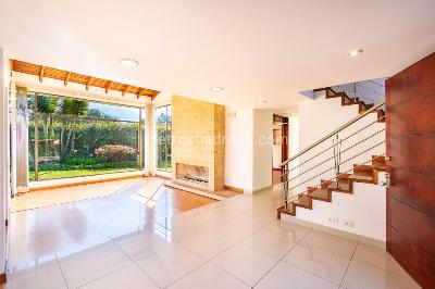 Casa de 4 alcobas en venta en Hacienda San Simon, Bogotá, 300 m² · foto 7 de 18