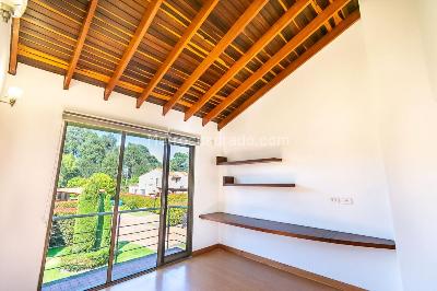 Casa de 4 alcobas en venta en Hacienda San Simon, Bogotá, 300 m² · foto 9 de 18