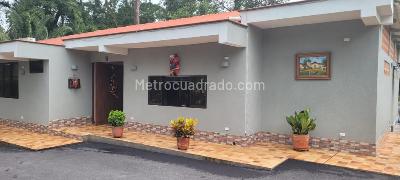 Casa de 4 alcobas en venta en Via Al Totumo, Ibagué, 800 m² · foto 3 de 20