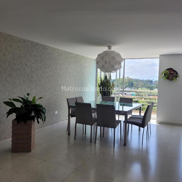 Piso – Ibagué, Comuna 8 - Ciudadela - Más