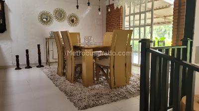 Casa de 4 alcobas en venta en Via Al Totumo, Ibagué, 430 m² · foto 13 de 20