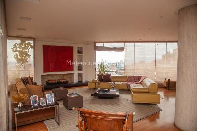 Apartamento de 3 alcobas en venta en El Retiro, Bogotá, 400 m² · foto 10 de 20