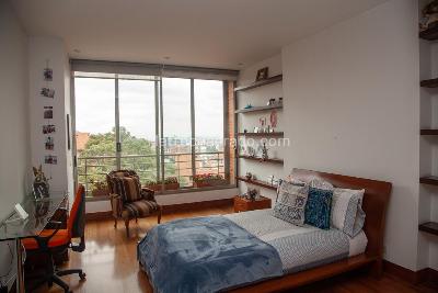 Apartamento de 3 alcobas en venta en El Retiro, Bogotá, 400 m² · foto 18 de 20