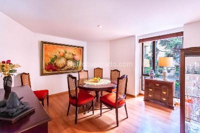 Apartamento de 3 alcobas en venta en Los Rosales, Bogotá, 162 m² · foto 4 de 15