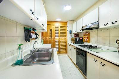 Apartamento de 3 alcobas en venta en Los Rosales, Bogotá, 162 m² · foto 5 de 15