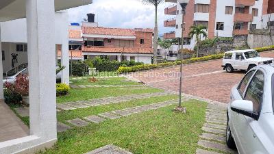 Casa de 3 alcobas en venta en Calambeo, Ibagué, 180 m² · foto 4 de 20