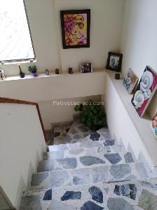 Apartamento de 3 alcobas en venta en La Pola, Ibagué, 96 m² · foto 7 de 16