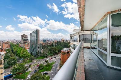 Apartamento de 3 alcobas en venta en El Refugio Chapinero, Bogotá, 286 m² · foto 1 de 20