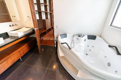 Apartamento de 3 alcobas en venta en El Refugio Chapinero, Bogotá, 286 m² · foto 10 de 20