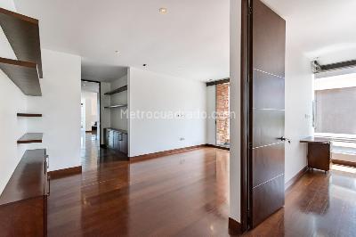 Apartamento de 3 alcobas en venta en El Refugio Chapinero, Bogotá, 286 m² · foto 11 de 20