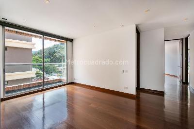 Apartamento de 3 alcobas en venta en El Refugio Chapinero, Bogotá, 286 m² · foto 13 de 20