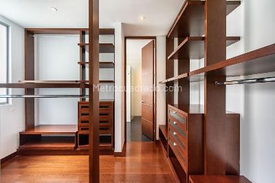 Apartamento de 3 alcobas en venta en El Refugio Chapinero, Bogotá, 286 m² · foto 18 de 20