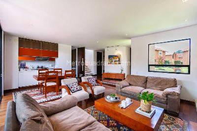 Casa de 3 alcobas en venta en Hacienda Fontanar, Cajicá, 170 m² · foto 2 de 20