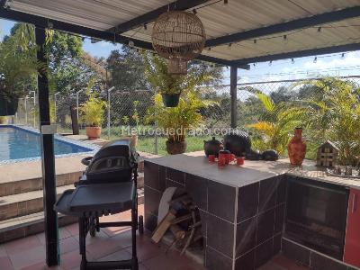 Casa de 4 alcobas en venta en Aparco, Ibagué, 440 m² · foto 13 de 20