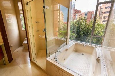 Apartamento en venta en Los Rosales, Bogotá · foto 12 de 20