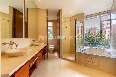 Apartamento en venta en Los Rosales, Bogotá · foto 15 de 20
