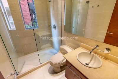 Apartamento en venta en Los Rosales, Bogotá · foto 16 de 20