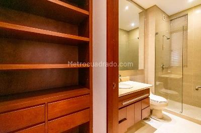 Apartamento en venta en Los Rosales, Bogotá · foto 18 de 20