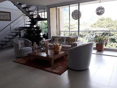 Apartamento de 4 alcobas en venta en El Vergel, Ibagué, 219 m² · foto 3 de 20