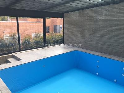 Apartamento de 3 alcobas en venta en Chico Reservado, Bogotá, 340 m² · foto 14 de 16
