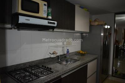 Apartamento de 3 alcobas en venta en La Pola, Ibagué, 117 m² · foto 13 de 18