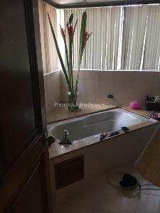 Apartamento de 3 alcobas en venta en Chico Reservado, Bogotá, 246 m² · foto 13 de 19