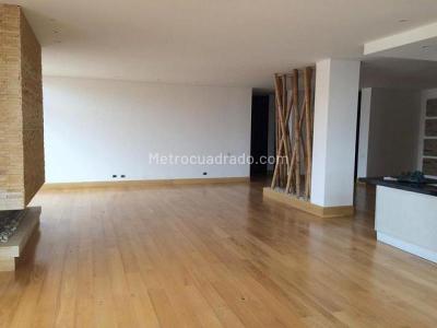 Apartamento de 3 alcobas en venta en El Virrey Ultima Etapa, Bogotá, 225 m² · foto 12 de 16