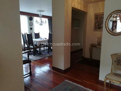 Apartamento en venta en Los Rosales, Bogotá · foto 8 de 19