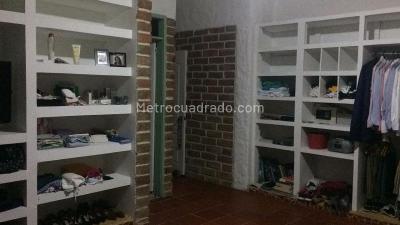 Casa de 3 alcobas en venta en Aparco, Ibagué, 366 m² · foto 5 de 20