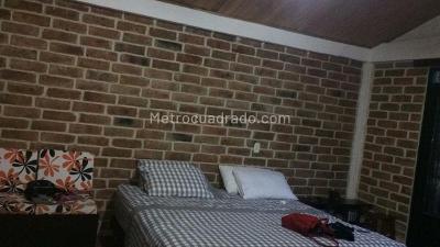 Casa de 3 alcobas en venta en Aparco, Ibagué, 366 m² · foto 10 de 20