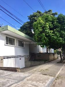 Casa de 4 alcobas en venta en Cadiz, Ibagué, 480 m² · foto 3 de 20