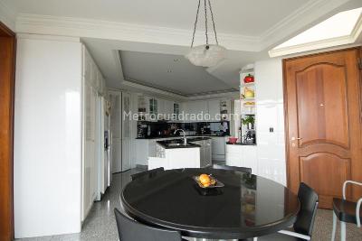 Apartamento de 4 alcobas en venta en Santa Barbara Alta, Bogotá, 435 m² · foto 10 de 20