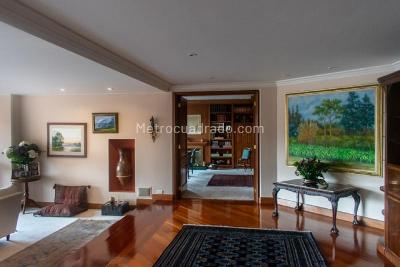 Apartamento de 4 alcobas en venta en Los Rosales, Bogotá, 420 m² · foto 3 de 20