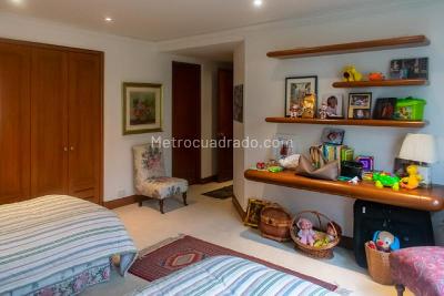 Apartamento de 4 alcobas en venta en Los Rosales, Bogotá, 420 m² · foto 4 de 20