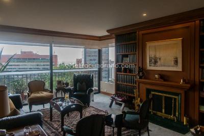 Apartamento de 4 alcobas en venta en Los Rosales, Bogotá, 420 m² · foto 7 de 20