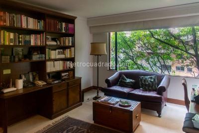 Apartamento de 4 alcobas en venta en Los Rosales, Bogotá, 420 m² · foto 8 de 20