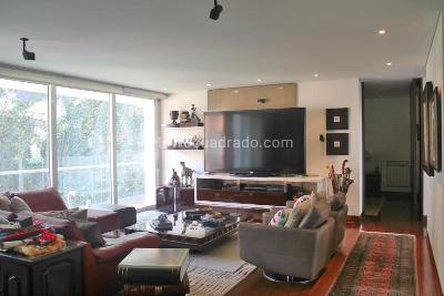 Apartamento de 3 alcobas en venta en Los Rosales, Bogotá, 373 m² · foto 6 de 18