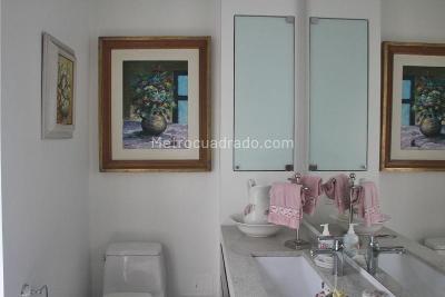 Apartamento de 3 alcobas en venta en Los Rosales, Bogotá, 373 m² · foto 11 de 18