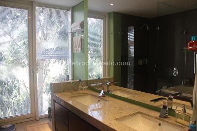 Apartamento de 3 alcobas en venta en Los Rosales, Bogotá, 373 m² · foto 13 de 18