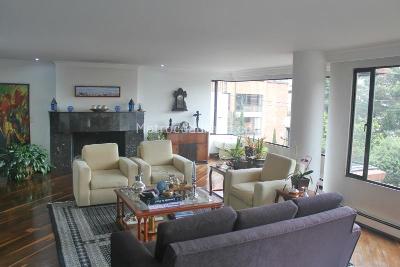 Apartamento en venta en Chico Alto, Bogotá · foto 2 de 13