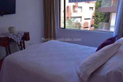 Apartamento de 3 alcobas en venta en Los Rosales, Bogotá, 262 m² · foto 8 de 13