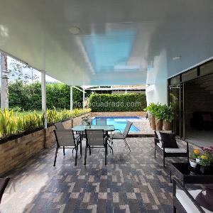 Casa de 3 alcobas en venta en Calambeo, Ibagué, 250 m² · foto 3 de 20